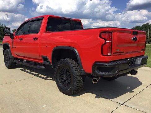 Used 2026 Chevrolet Silverado 2500 ZR2 w/ LPO, Dark Essentials Package AWD/4WD image 4