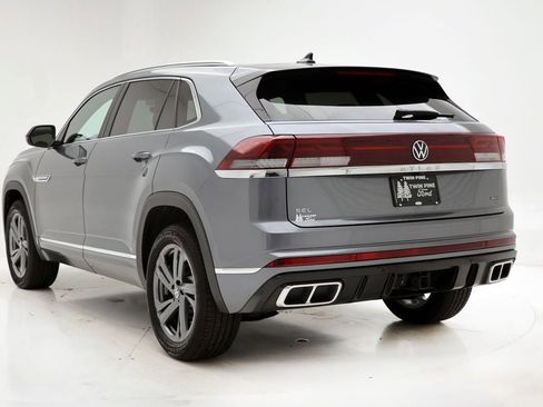 Used 2024 Volkswagen Atlas Cross Sport SEL R-Line image 7