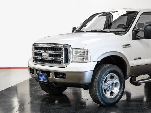 Used 2006 Ford F250 Lariat image 7