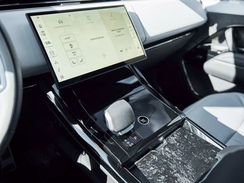 Used 2025 Land Rover Range Rover Sport Autobiography image 52