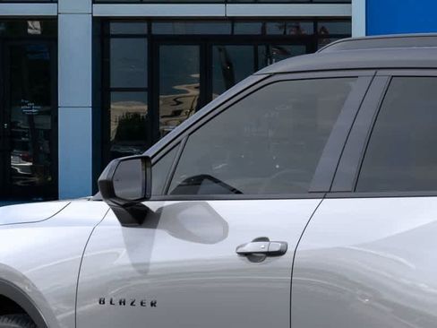 New 2026 Chevrolet Blazer LT FWD image 12