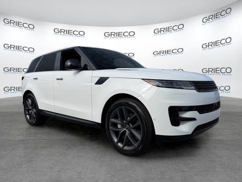 Used 2024 Land Rover Range Rover Sport SE AWD/4WD image 1