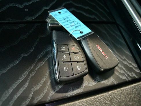 Used 2024 GMC Yukon XL Denali AWD/4WD image 84