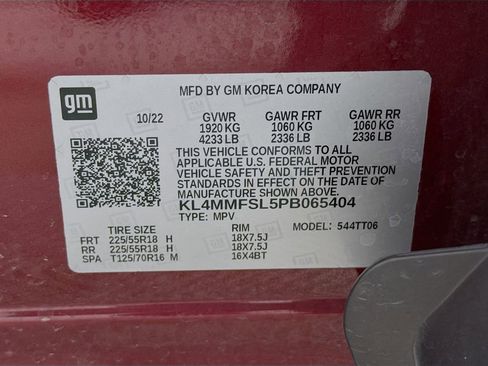 Used 2023 Buick Encore GX Essence w/ Experience Buick Package FWD image 31