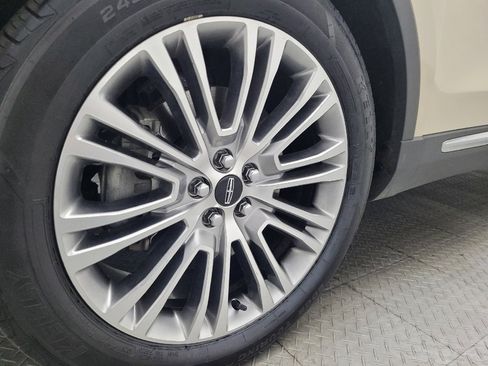 Used 2016 Lincoln MKX Reserve w/ Technology Package image 31