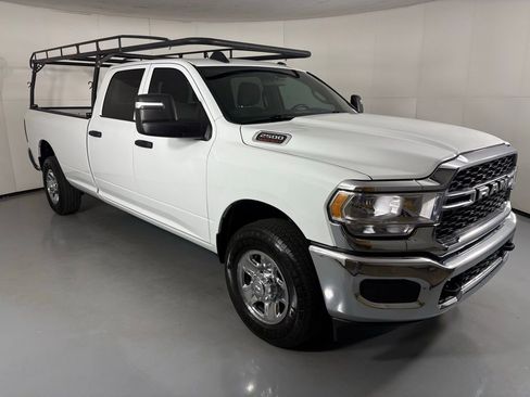 Used 2024 RAM 2500 Tradesman w/ Chrome Appearance Group RWD image 2