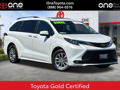 Certified 2026 Toyota Sienna XLE