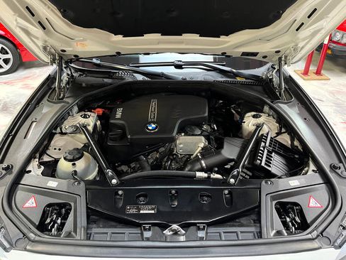 Used 2013 BMW 528i Sedan RWD image 34