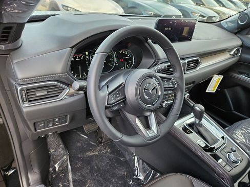 New 2025 MAZDA CX-5 Signature image 15