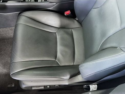 Used 2025 Honda Accord Sport image 26