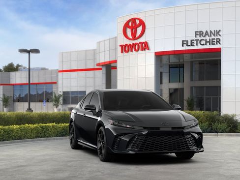 New 2026 Toyota Camry Hybrid FWD image 16