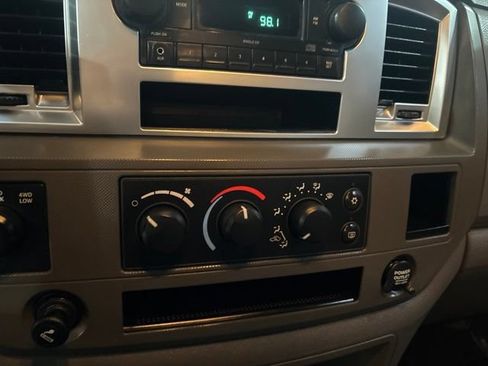 Used 2007 Dodge Ram 2500 Truck SLT w/ Light Group AWD/4WD image 24