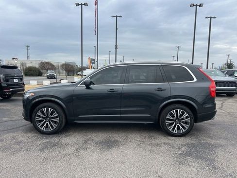 Used 2021 Volvo XC90 T6 Momentum w/ Protection Package Premier image 6