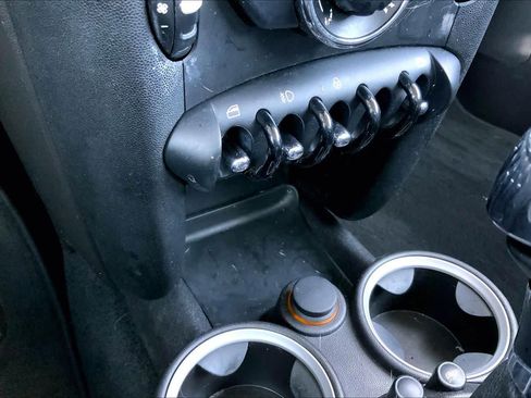 Used 2011 MINI Cooper Hardtop image 34