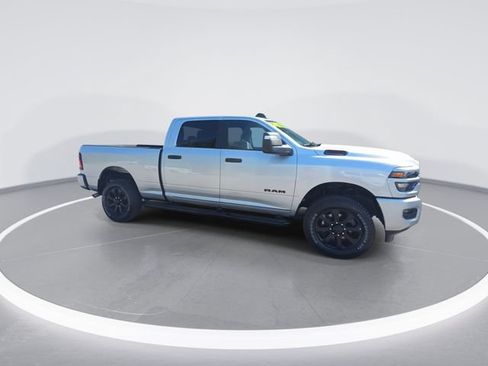 Used 2026 RAM 2500 Big Horn AWD/4WD image 9
