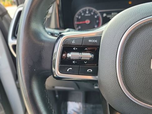 Used 2023 Kia Sorento EX w/ Panoramic Sunroof Package image 15