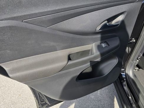 New 2026 Buick Envista Sport Touring w/ Convenience I Package FWD image 10