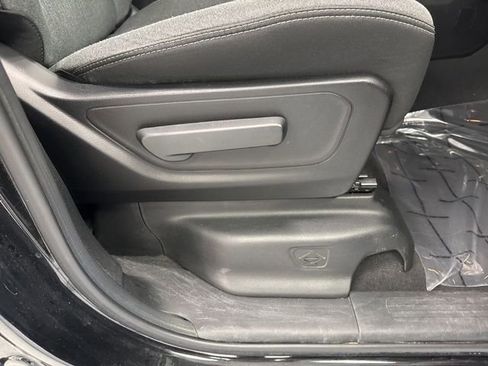 Used 2019 RAM 1500 Big Horn image 25