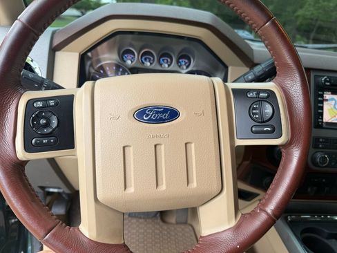 Used 2011 Ford F250 King Ranch w/ FX4 Off Road Pkg AWD/4WD image 19