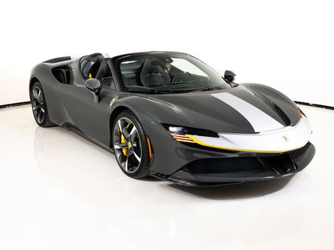 Certified 2023 Ferrari SF90 Spider AWD/4WD image 1