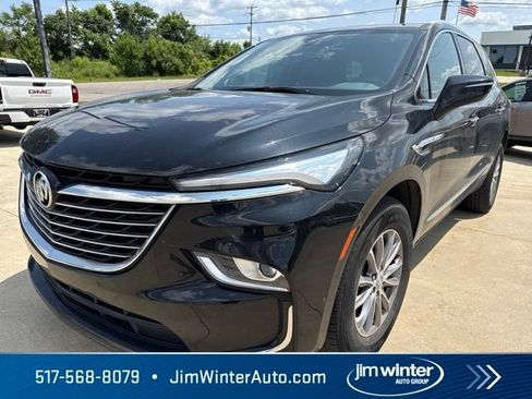 Certified 2023 Buick Enclave Essence AWD/4WD image 2