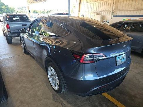 Used 2021 Tesla Model Y Long Range image 4