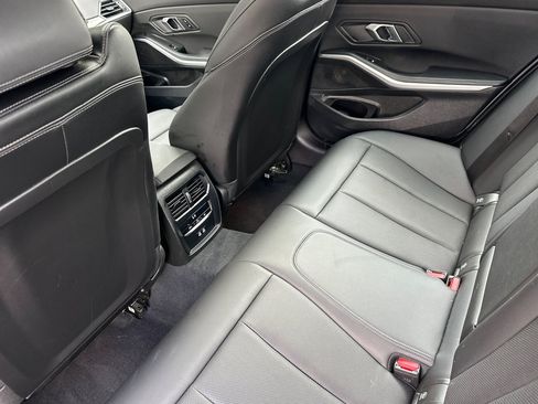 Used 2024 BMW 330i Sedan w/ Convenience Package RWD image 11