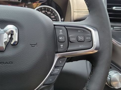 Used 2026 RAM 1500 Laramie AWD/4WD image 13