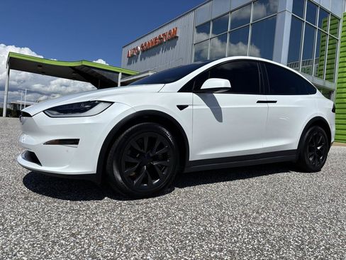 Used 2022 Tesla Model X AWD/4WD image 3