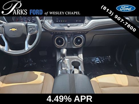 Used 2024 Chevrolet Blazer Premier w/ Enhanced Convenience Package FWD image 13