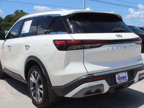 Used 2022 INFINITI QX60 Luxe w/ Cargo Package FWD image 8
