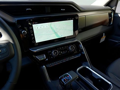 New 2026 GMC Sierra 1500 Denali w/ Denali Reserve Package image 14