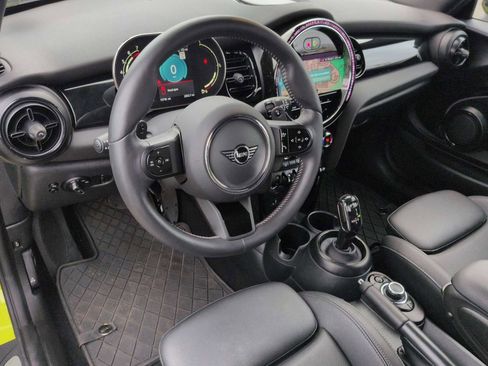 Certified 2024 MINI Cooper S image 10