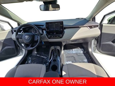 Used 2022 Toyota Corolla LE FWD image 33