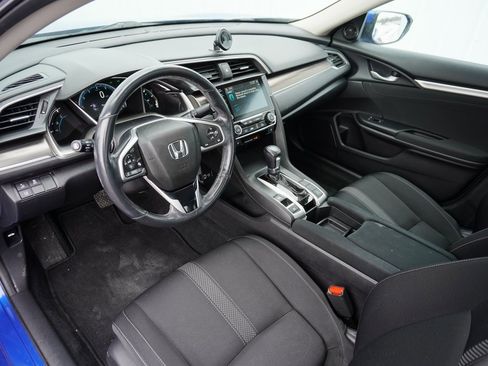 Used 2019 Honda Civic EX image 12