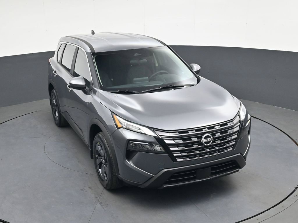 Certified 2026 Nissan Rogue SV w/ Cold Weather Package FWD image 33