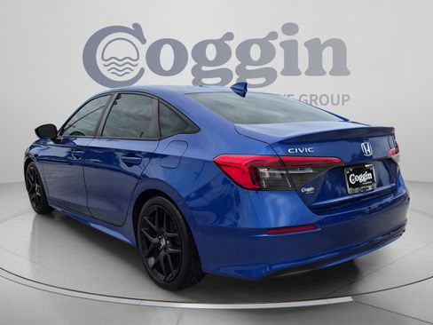 Certified 2023 Honda Civic Sport image 4