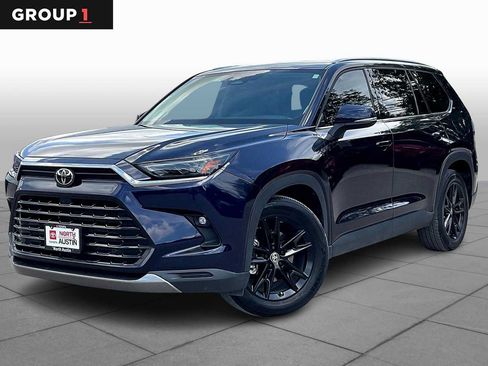 Used 2024 Toyota Grand Highlander FWD image 1