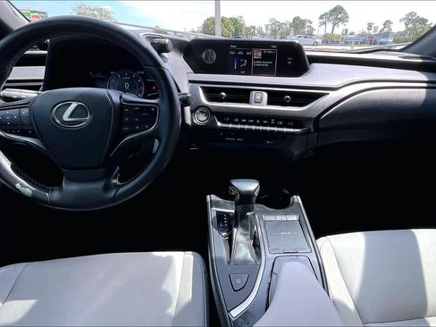 Used 2019 Lexus UX 200 w/ Accessory Package 2 FWD image 16
