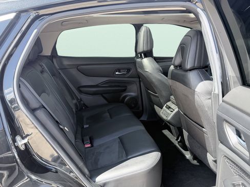 Used 2023 Nissan Ariya FWD image 36