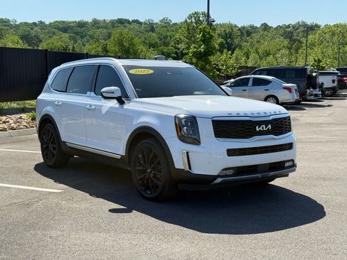 Used 2022 Kia Telluride SX w/ Towing Package FWD image 5