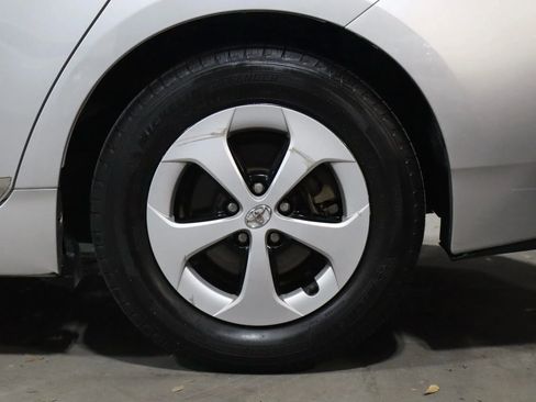 Used 2014 Toyota Prius Four w/ Solar Roof Package image 4