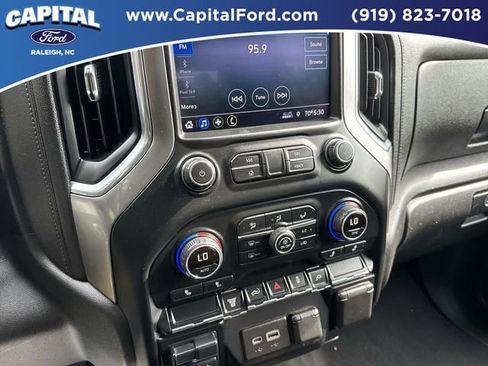 Used 2021 Chevrolet Silverado 2500 LT w/ Fleet Comfort Package AWD/4WD image 26
