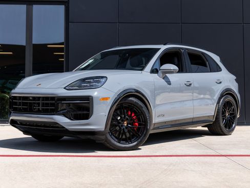 Certified 2026 Porsche Cayenne GTS image 1