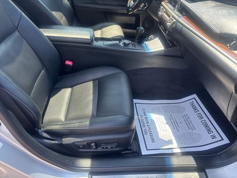 Used 2015 Lexus ES 350 w/ Premium Package FWD image 36