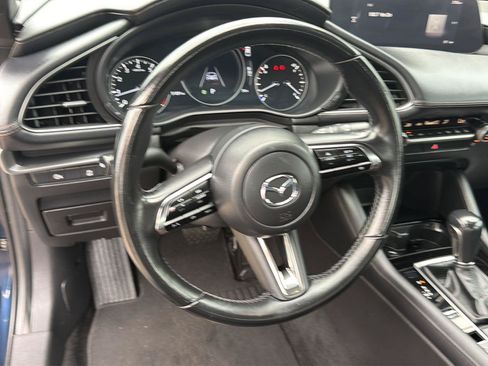 Used 2025 MAZDA MAZDA3 s Sport FWD image 18
