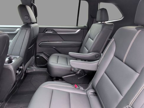 New 2026 GMC Acadia Elevation w/ Black Edition FWD image 33