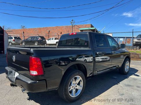 Used 2017 RAM 1500 Express image 3