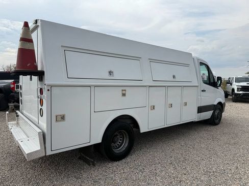 Used 2017 Mercedes-Benz Sprinter 3500 w/ Suspension Package II image 11