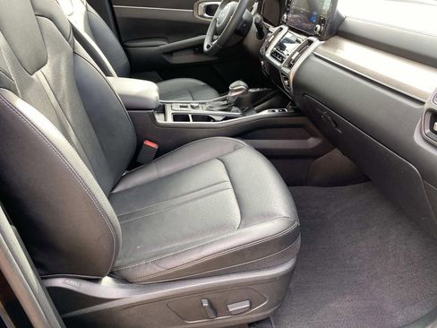 Used 2023 Kia Sorento X-Line EX image 26